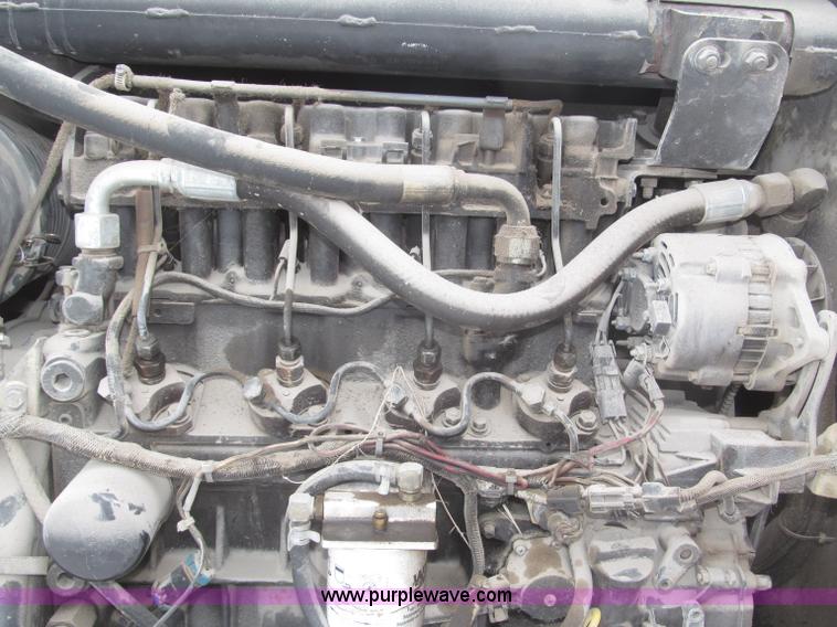 image for item F7236 2000 Bobcat 873G skid steer