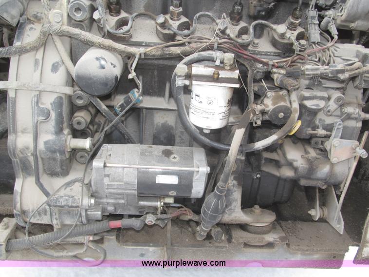 image for item F7236 2000 Bobcat 873G skid steer