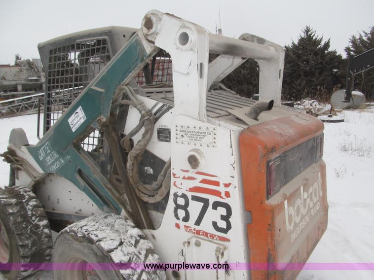 image for item F7236 2000 Bobcat 873G skid steer