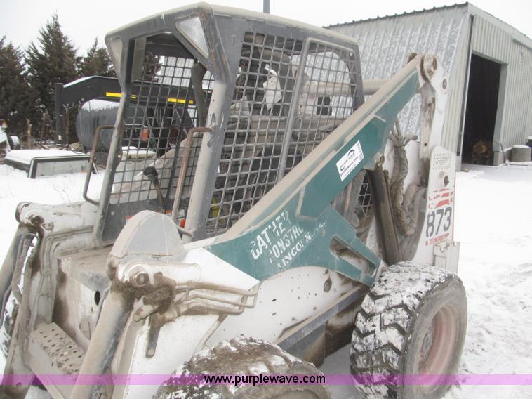 image for item F7236 2000 Bobcat 873G skid steer