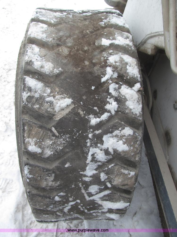 image for item F7236 2000 Bobcat 873G skid steer