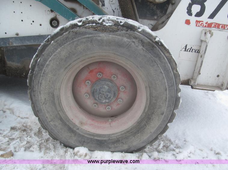 image for item F7236 2000 Bobcat 873G skid steer