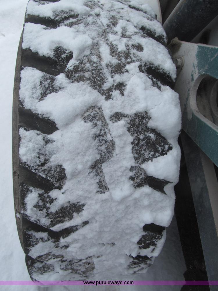 image for item F7236 2000 Bobcat 873G skid steer