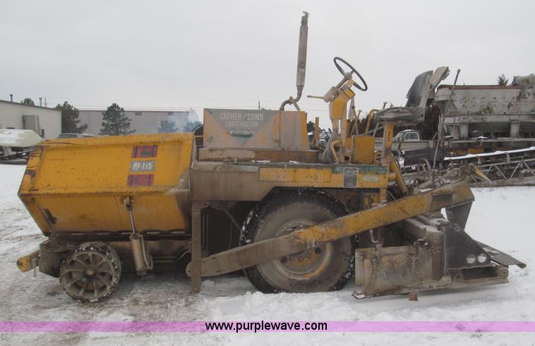 image for item F7237 1978 Blaw-Knox PF115 paver