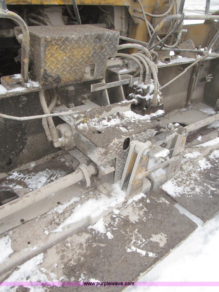 image for item F7237 1978 Blaw-Knox PF115 paver