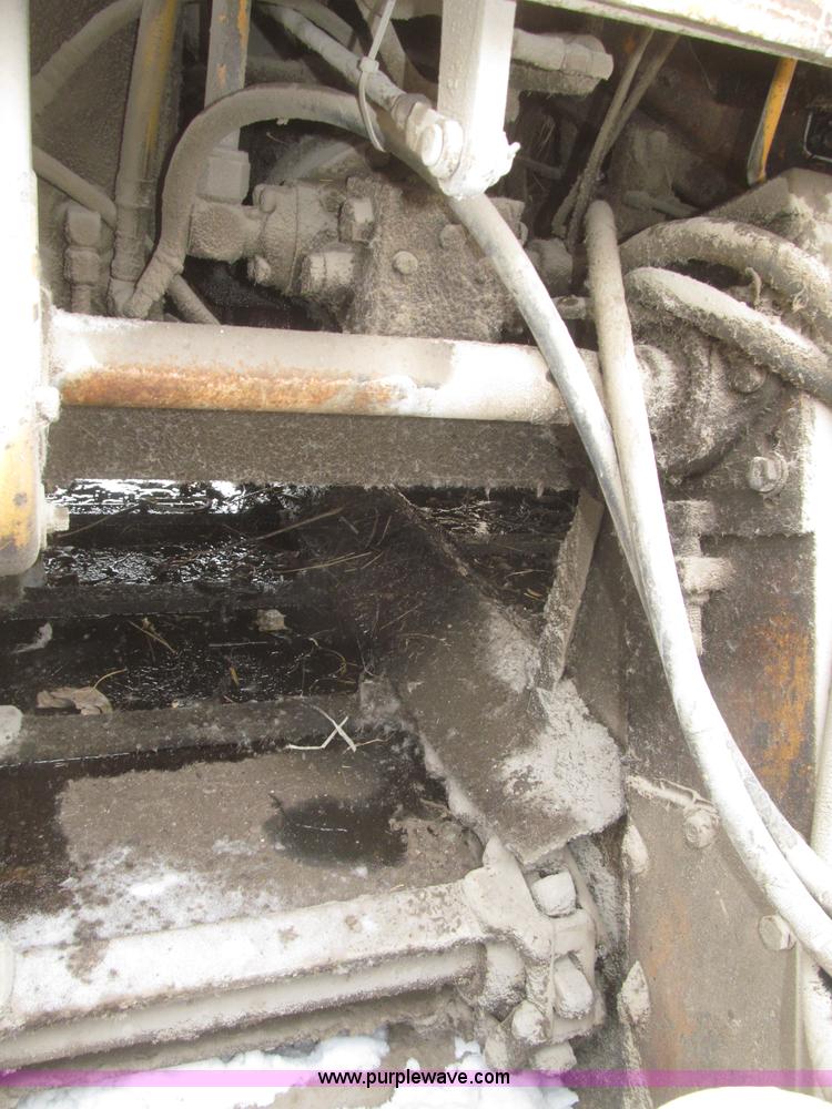 image for item F7237 1978 Blaw-Knox PF115 paver