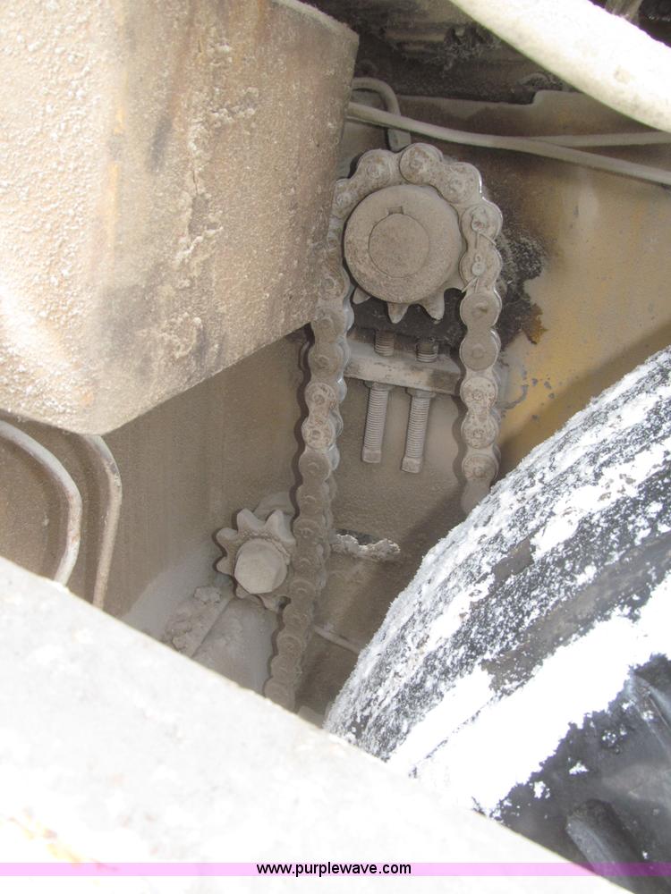 image for item F7237 1978 Blaw-Knox PF115 paver