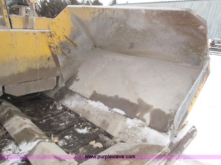 image for item F7237 1978 Blaw-Knox PF115 paver