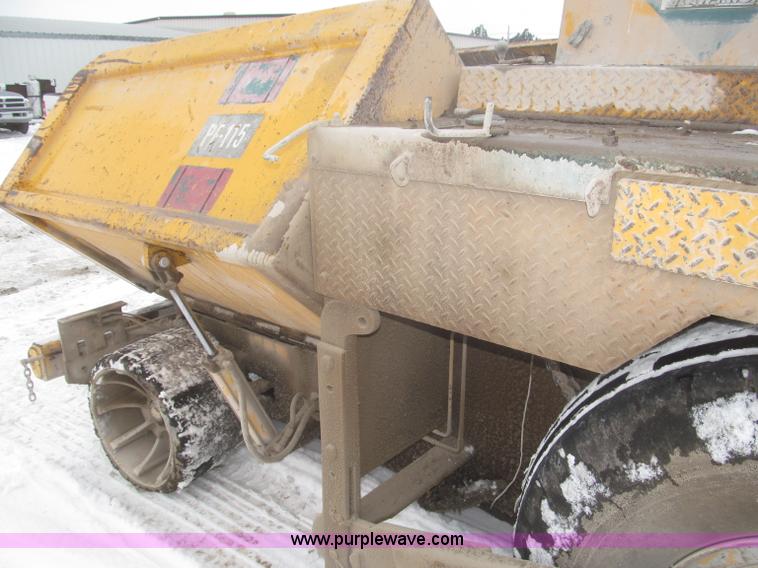 image for item F7237 1978 Blaw-Knox PF115 paver