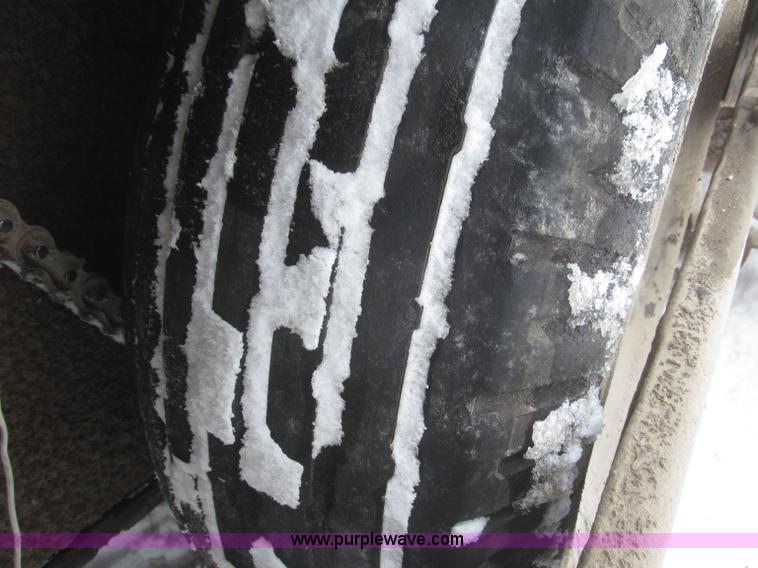 image for item F7237 1978 Blaw-Knox PF115 paver