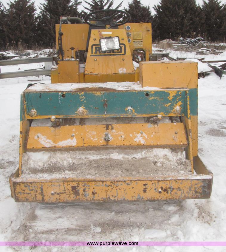 image for item F7238 Rosco X-259 RO articulating smooth double drum roller