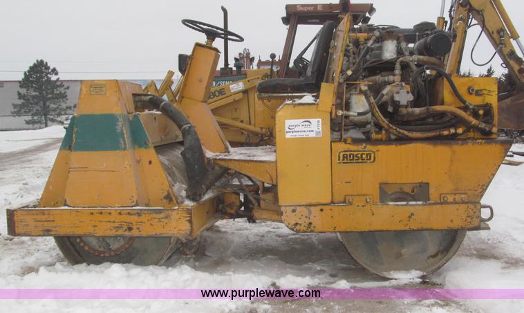 image for item F7238 Rosco X-259 RO articulating smooth double drum roller