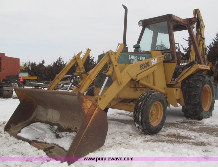 image for item F7239 1986 Case 580 Super E backhoe