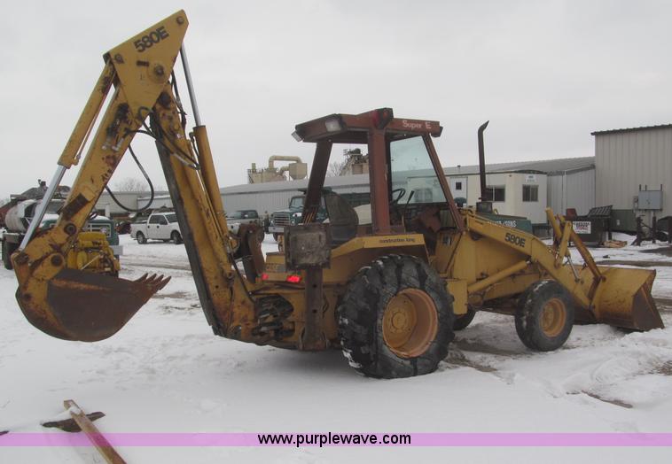 image for item F7239 1986 Case 580 Super E backhoe