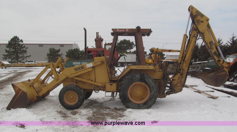 image for item F7239 1986 Case 580 Super E backhoe