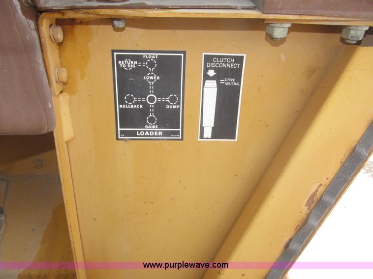 image for item F7239 1986 Case 580 Super E backhoe