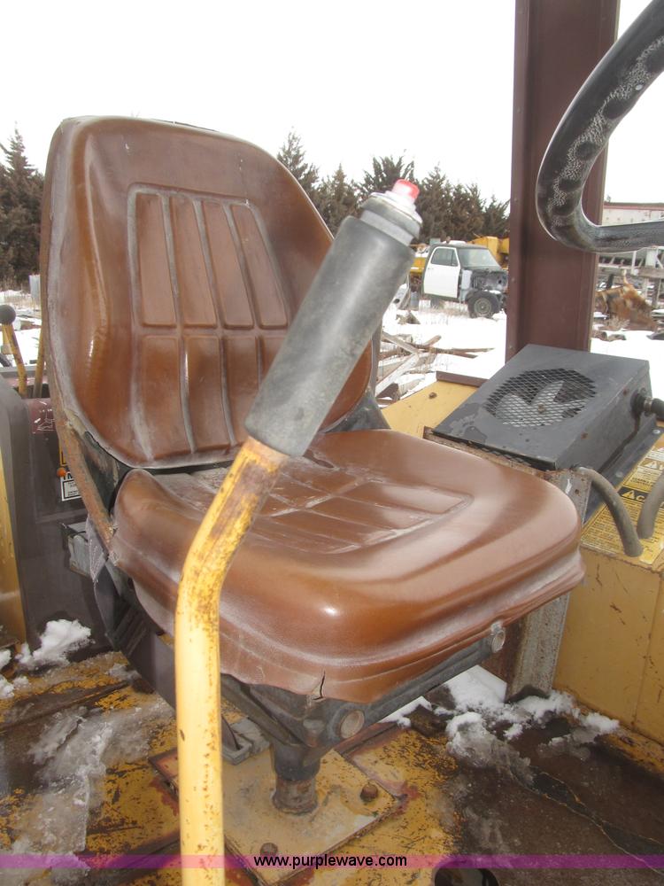 image for item F7239 1986 Case 580 Super E backhoe