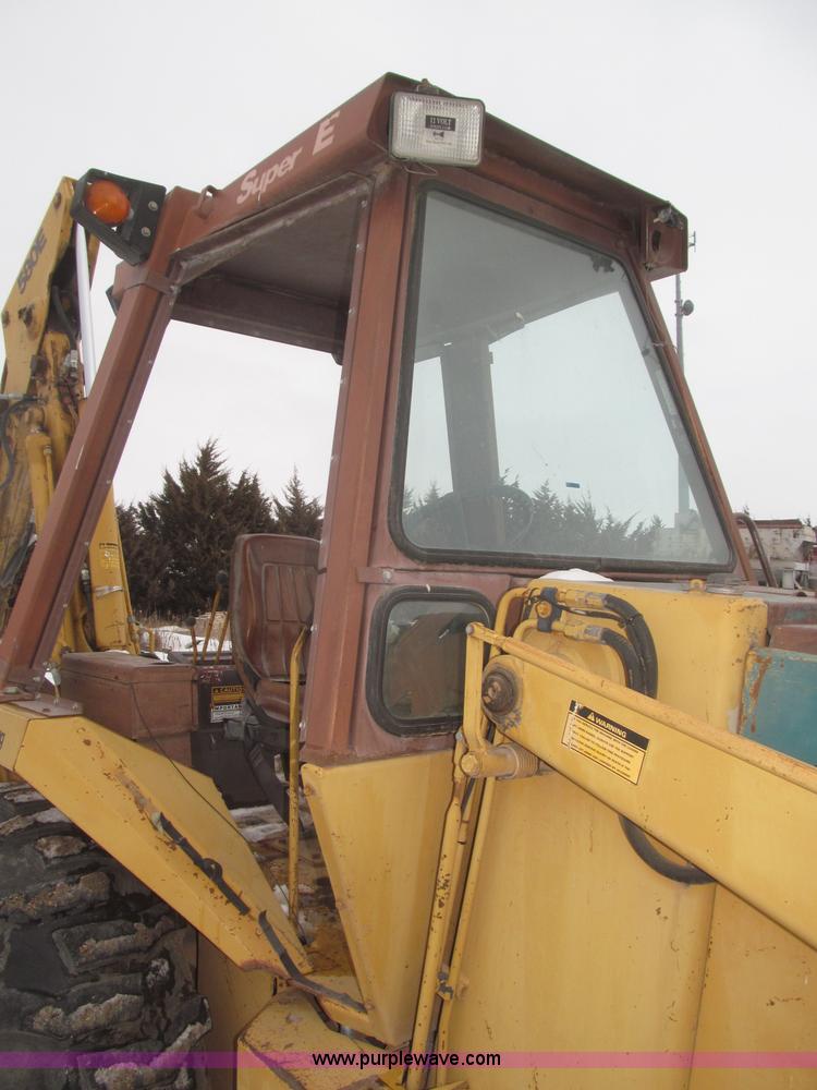image for item F7239 1986 Case 580 Super E backhoe
