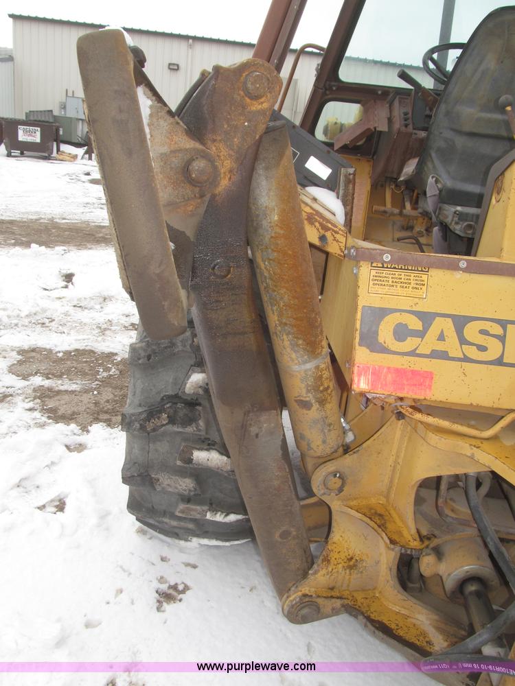 image for item F7239 1986 Case 580 Super E backhoe