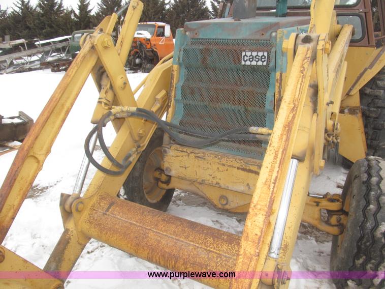 image for item F7239 1986 Case 580 Super E backhoe