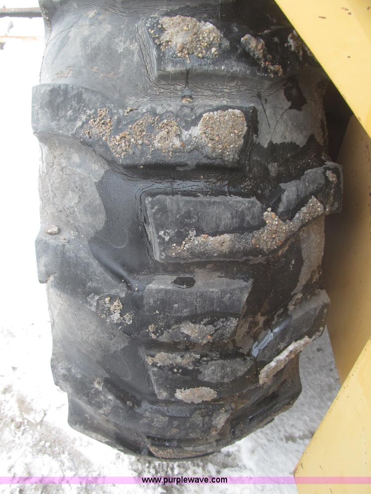 image for item F7239 1986 Case 580 Super E backhoe