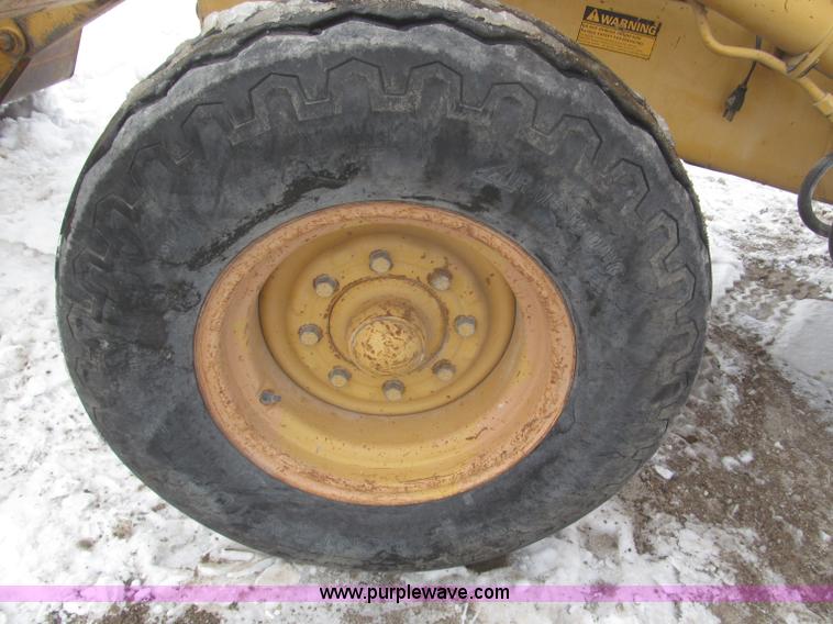 image for item F7239 1986 Case 580 Super E backhoe