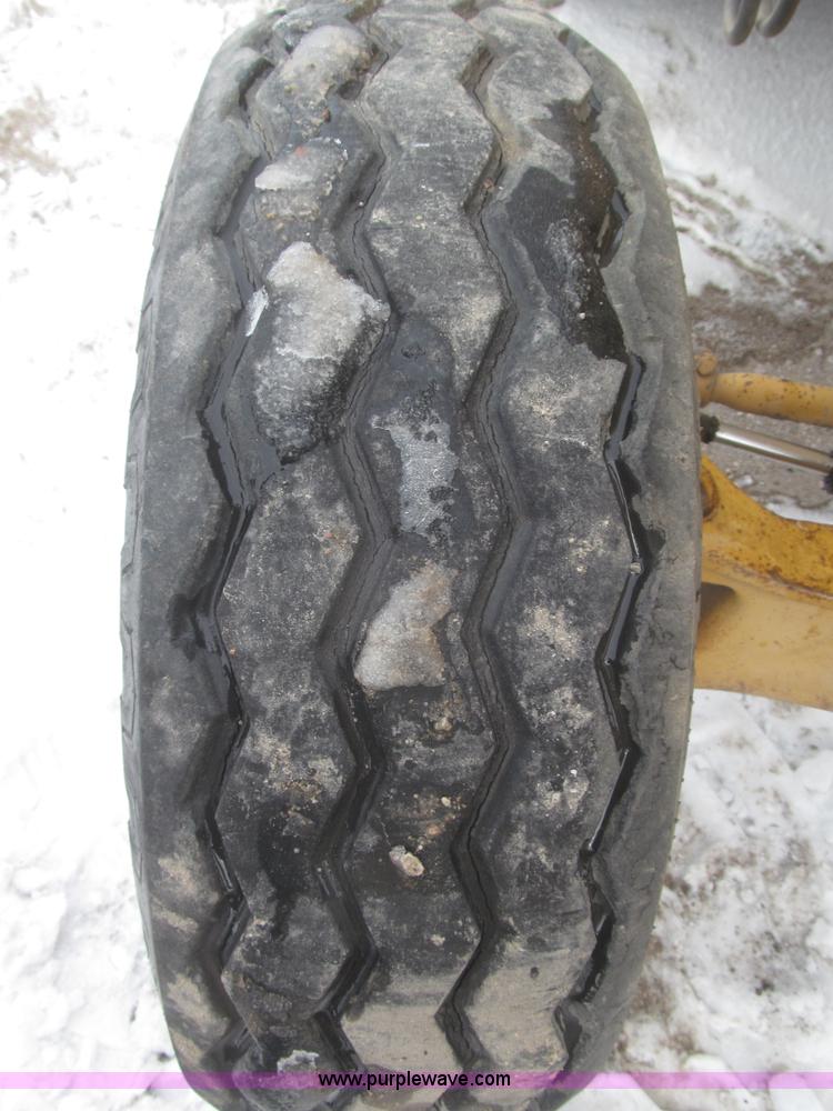 image for item F7239 1986 Case 580 Super E backhoe