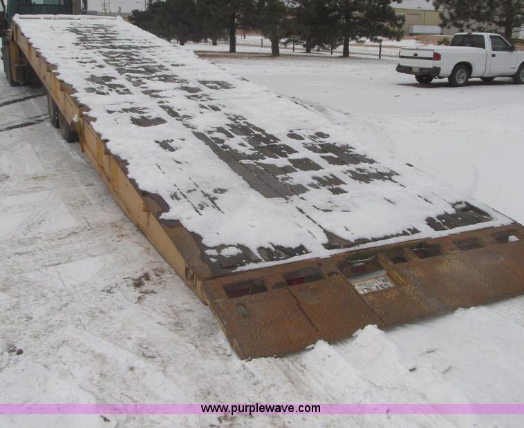 image for item F7242 1987 Dakota Trail-eze LP30T48 trailer