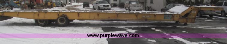 image for item F7242 1987 Dakota Trail-eze LP30T48 trailer