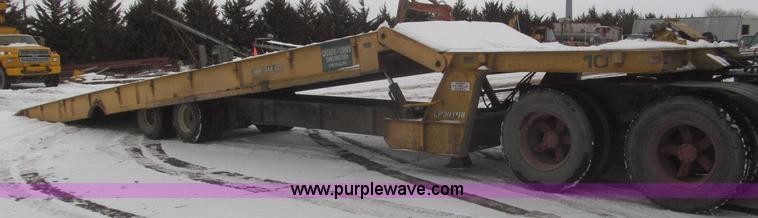 image for item F7242 1987 Dakota Trail-eze LP30T48 trailer