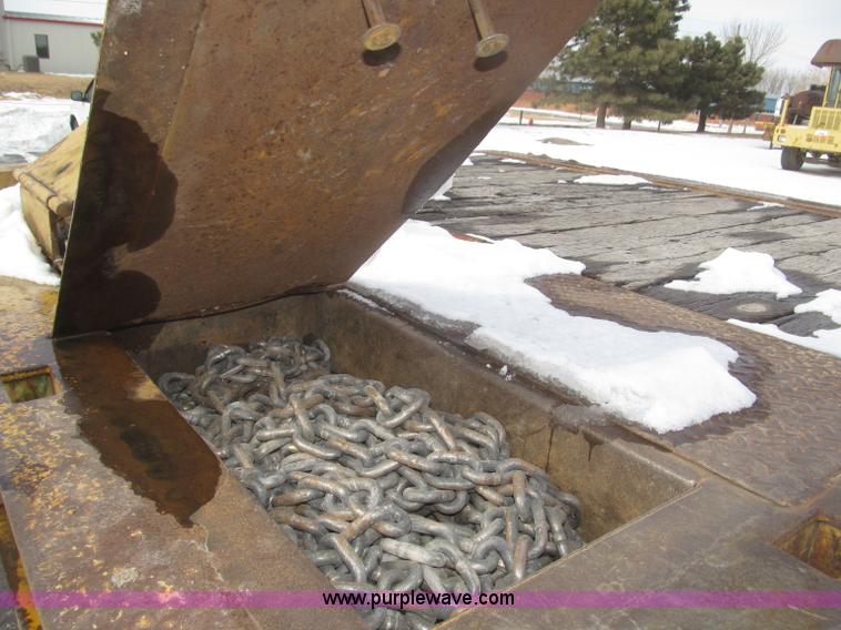 image for item F7242 1987 Dakota Trail-eze LP30T48 trailer