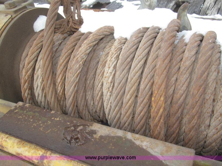 image for item F7242 1987 Dakota Trail-eze LP30T48 trailer