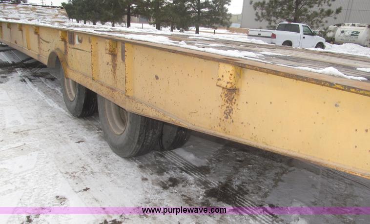 image for item F7242 1987 Dakota Trail-eze LP30T48 trailer