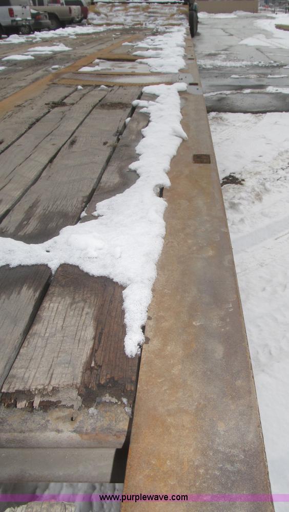 image for item F7242 1987 Dakota Trail-eze LP30T48 trailer