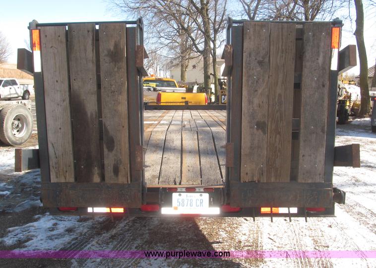 image for item F7250 2007 Kaufman 25' tag trailer