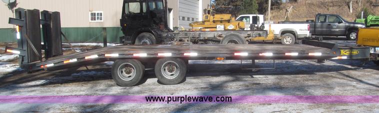image for item F7250 2007 Kaufman 25' tag trailer
