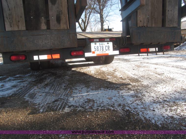 image for item F7250 2007 Kaufman 25' tag trailer