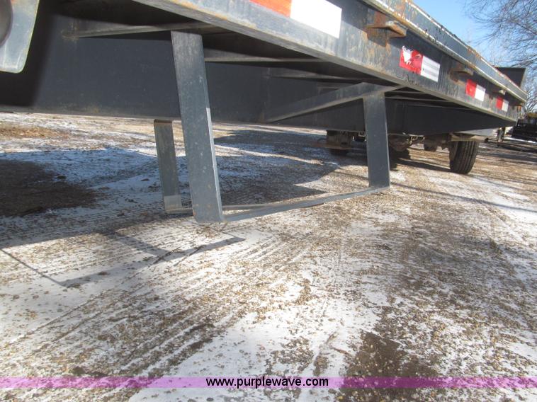 image for item F7250 2007 Kaufman 25' tag trailer