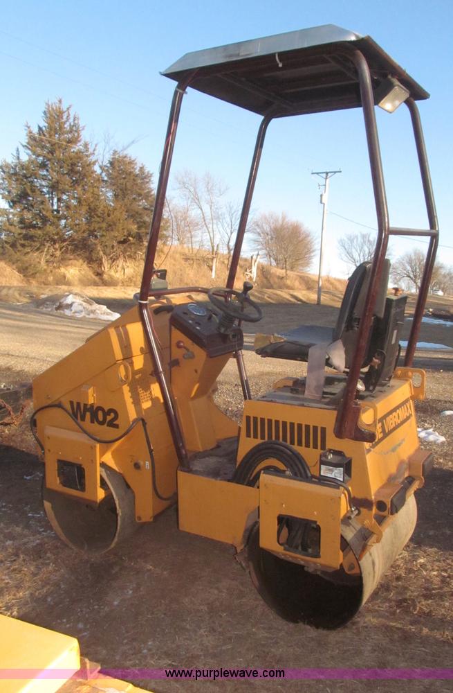 image for item F7254 Case VibroMax W102 articulated smooth drum roller