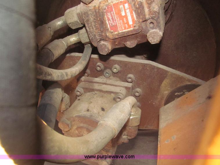 image for item F7254 Case VibroMax W102 articulated smooth drum roller