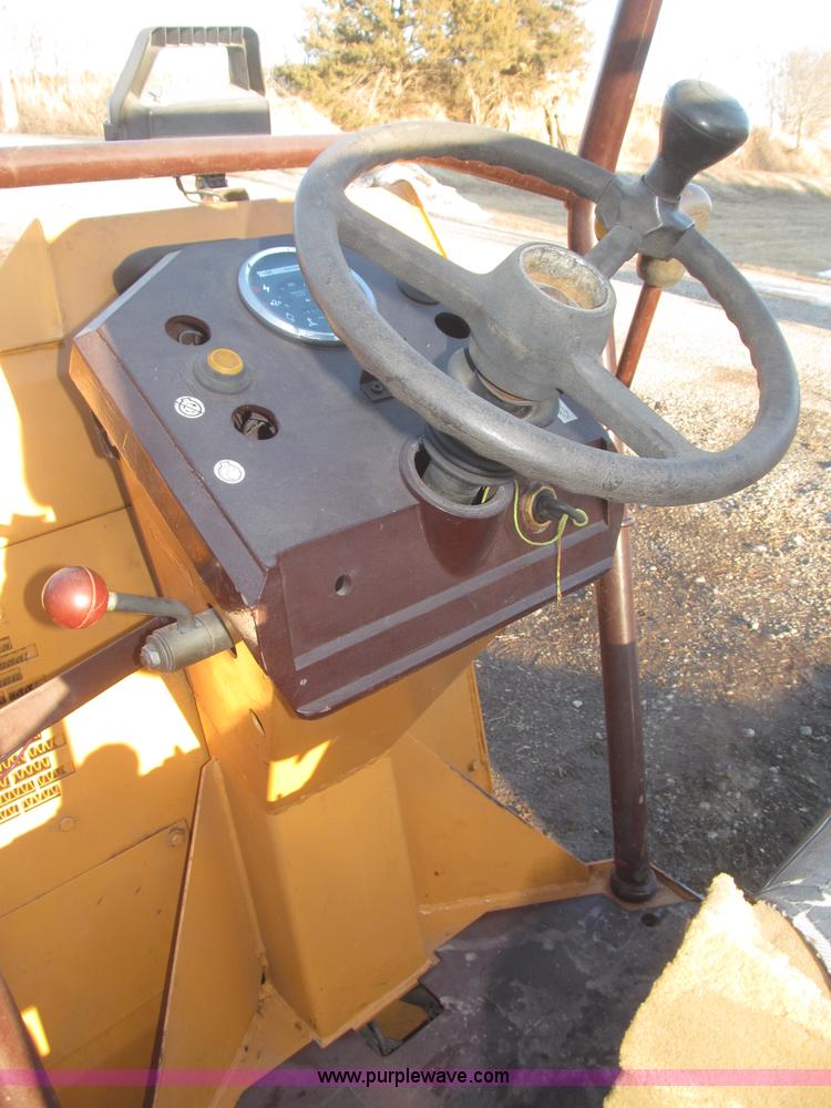 image for item F7254 Case VibroMax W102 articulated smooth drum roller