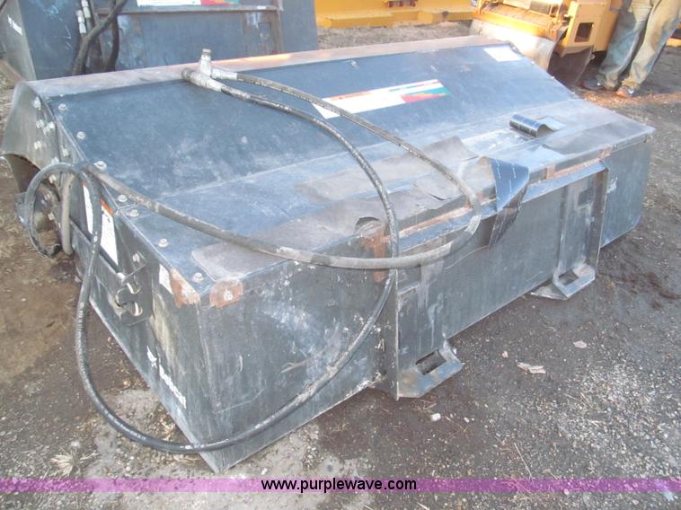 image for item F7255 2011 Bobcat 84" sweeper bucket broom