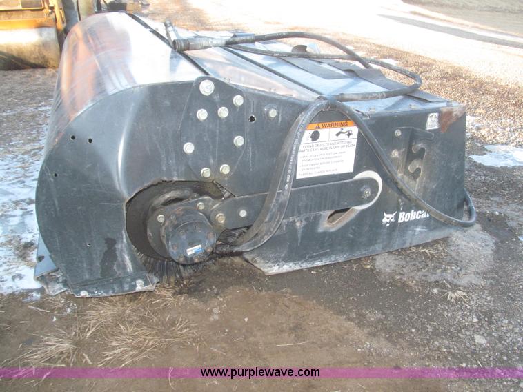 image for item F7255 2011 Bobcat 84" sweeper bucket broom