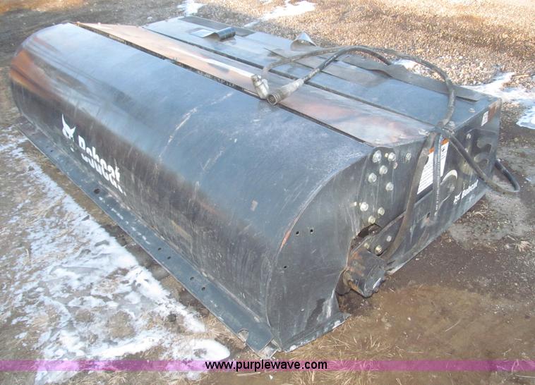 image for item F7255 2011 Bobcat 84" sweeper bucket broom