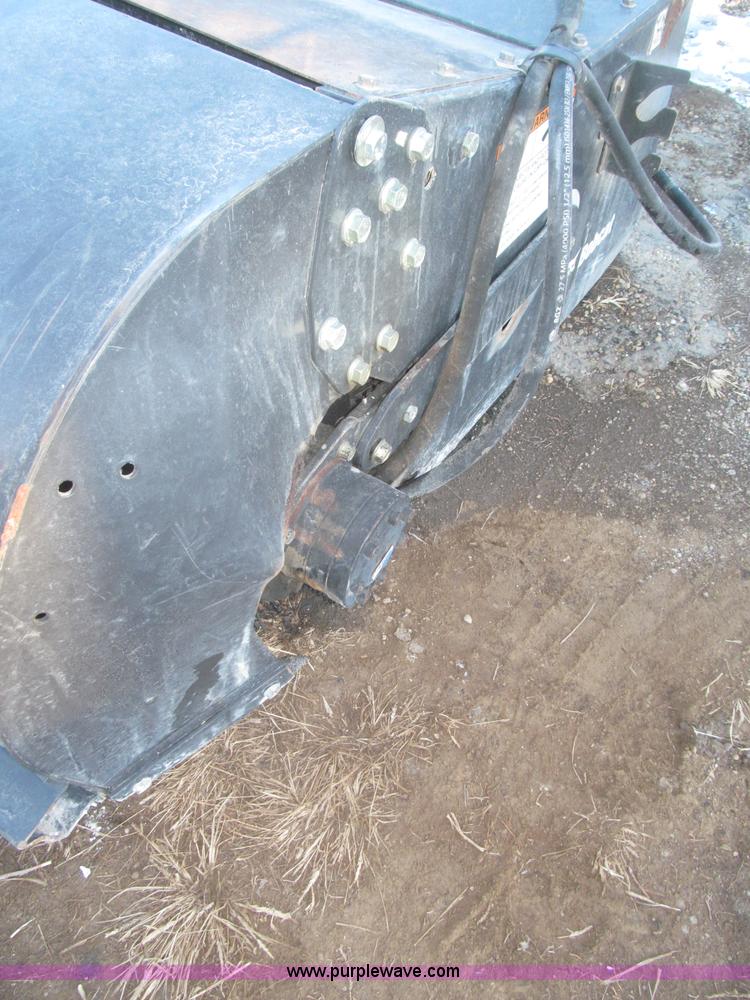 image for item F7255 2011 Bobcat 84" sweeper bucket broom