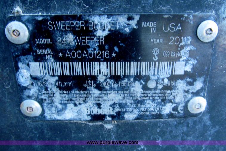 image for item F7255 2011 Bobcat 84" sweeper bucket broom