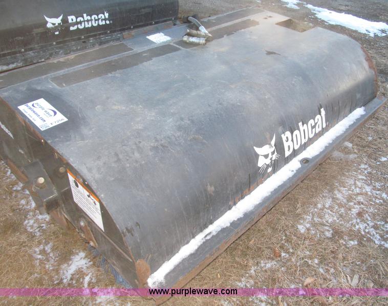 image for item F7256 2008 Bobcat 72" sweeper bucket broom