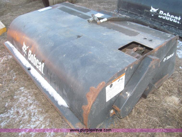 image for item F7256 2008 Bobcat 72" sweeper bucket broom