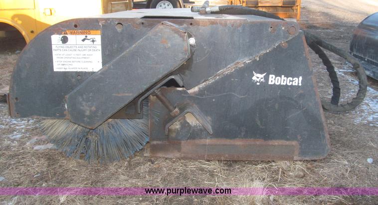 image for item F7256 2008 Bobcat 72" sweeper bucket broom