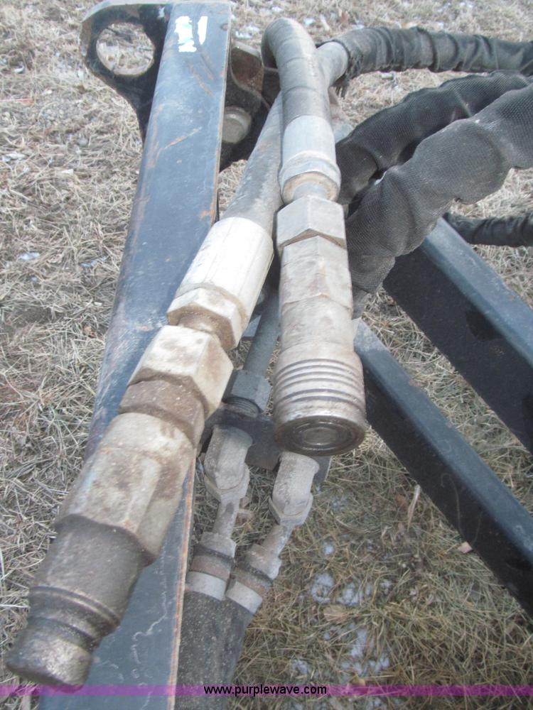 image for item F7257 2004 Caterpillar BA18 84" angle broom